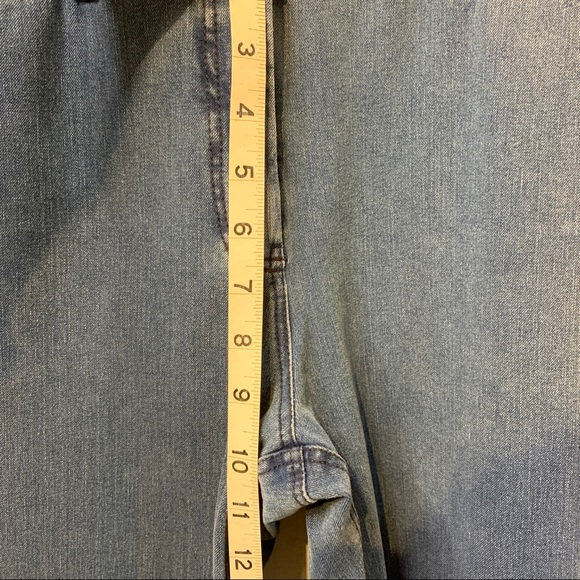 Theory Demetria 2 Flare Jeans - Picture 8 of 8